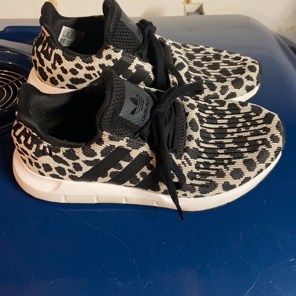 Women’s cheetah adidas